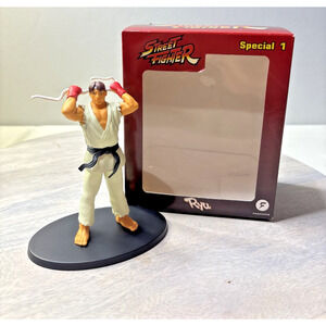 Street Fighter Ryu Figure Special 1 w/ Box Capcom Video Game Collectible